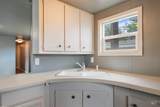 6728 Fairview - Photo 10
