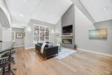 804 Riverpark Ln - Photo 5