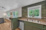 405 Village Ln - Photo 10