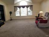 1605 Grandview Dr N - Photo 10