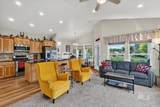 207 Mckinley St - Photo 8