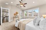 4627 Cinder Cove Ave - Photo 11