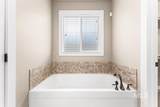 4627 Cinder Cove Ave - Photo 14