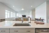 14715 Port Royal St - Photo 17