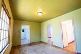 212 Locust St - Photo 3