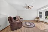 1120 Opal Ct - Photo 5