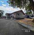 411 29th St - Photo 1