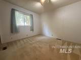1360 Pioneer Road - Photo 15