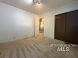 1360 Pioneer Road - Photo 19