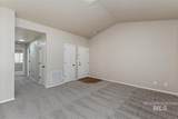 1527 Alexandra Ln - Photo 2