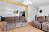 2424 Oakley Ave - Photo 6