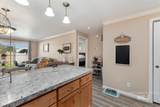 10560 Fox Ridge Dr - Photo 11
