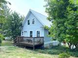 980 Larch Street - Photo 2