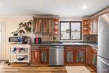 715 Center St E - Photo 12