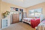 715 Center St E - Photo 20