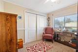 715 Center St E - Photo 22