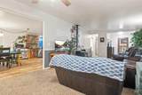 715 Center St E - Photo 7