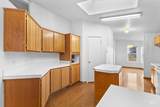 410 Custer St - Photo 14