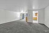 351 4 Elm St N - Photo 2