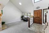 385 Charlwood Ct - Photo 2