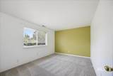 1142 Phillippi St - Photo 14