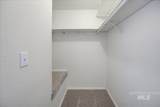 1142 Phillippi St - Photo 16