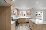 2211 8th E St - Photo 4