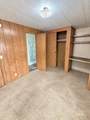 715 Center St - Photo 15