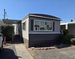 924 Vista - Photo 1