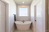 56 Jarvis St - Photo 33