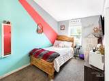 658 Crocus Ln - Photo 16