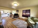 1407 & 1407 1/2 Burrell Ave - Photo 7