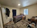 1407 & 1407 1/2 Burrell Ave - Photo 9