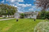 1915 Mountain Pointe Ave - Photo 2