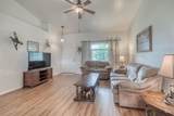1915 Mountain Pointe Ave - Photo 3