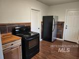 631 Hayes - Photo 3