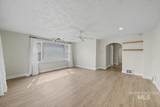 215 Shoshone - Photo 1