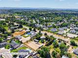 2590 Cloverdale Rd - Photo 33