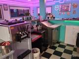 400 Main St - Photo 16