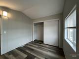 1430 Chestnut - Photo 15