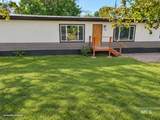 916 Victoria - Photo 1