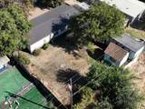 916 Victoria - Photo 19