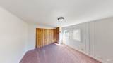 916 Victoria - Photo 6