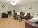 115 Rowena - Photo 2