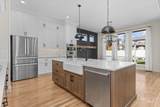 8376 Brooks Dr - Photo 11