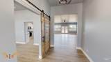3496 3618 N - Photo 12