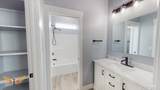 3496 3618 N - Photo 17