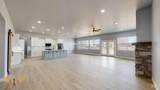 3496 3618 N - Photo 25