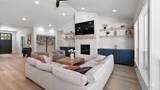 1697 Vinnell - Photo 8