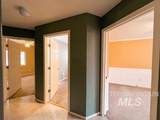975 Drake Ct - Photo 14